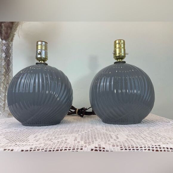 Vintage ceramic seashell textured gray table lamps | Lamp no.1 of the 2 lamps - Picture 11 of 13